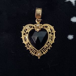 Gold Filigree Heart Gem Pendant